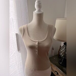 NWT Abercrombie & Fitch cropped tank